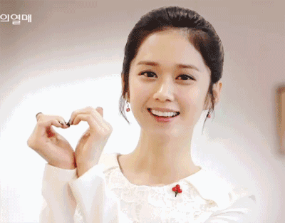 好甜美的妹子啊QQ表情gif搞笑图片