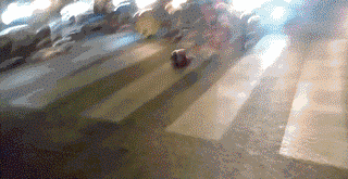 事实证明装B作死都是活该QQ表情gif搞笑图片