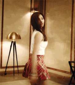 除了腿有点粗，其他的都挺好的，我没意见QQ表情gif搞笑图片