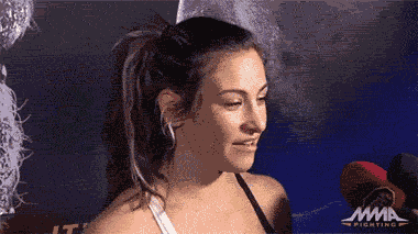 机智的摄像师QQ表情gif搞笑图片