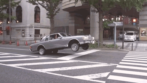 这难道就是传说中的什么什么震？QQ表情gif搞笑图片