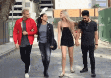 隔空弄怀孕QQ表情gif搞笑图片