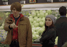 你们是想吓人的吗QQ表情gif搞笑图片