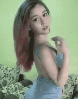 美女转身的哪一刻，我发觉我恋爱了QQ表情gif搞笑图片