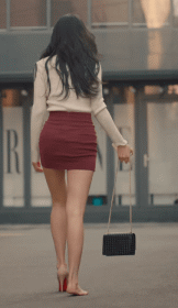 少只鞋的灰姑娘QQ表情gif搞笑图片