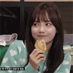 吃饼干QQ表情gif搞笑图片