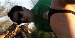 味道如何？QQ表情gif搞笑图片