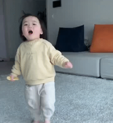 满脑子都是你这只猪爱斗图gif搞笑图片