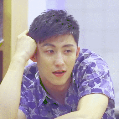 黄景瑜痞帅爱斗图gif搞笑图片