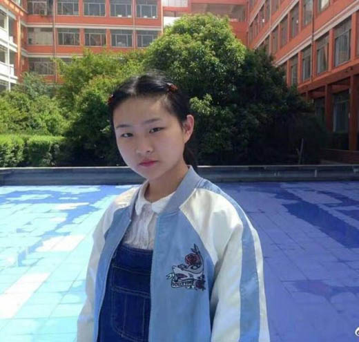 求大神把我的小姐姐P后可以当网红的效果。搞笑图吧gif搞笑图片