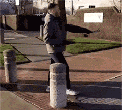 耍酷没学到精髓关键点搞笑图吧gif搞笑图片