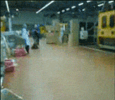 在车间工作姿势就是要帅搞笑图吧gif搞笑图片