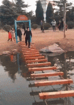 开始以为是王者 结果......搞笑图吧gif搞笑图片