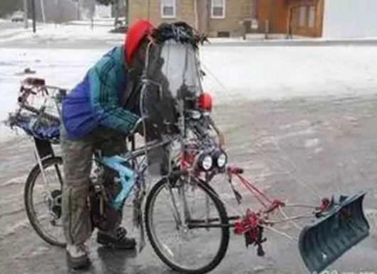 自制自行车防护工具 这个冬天不怕被吹啦搞笑图吧gif搞笑图片