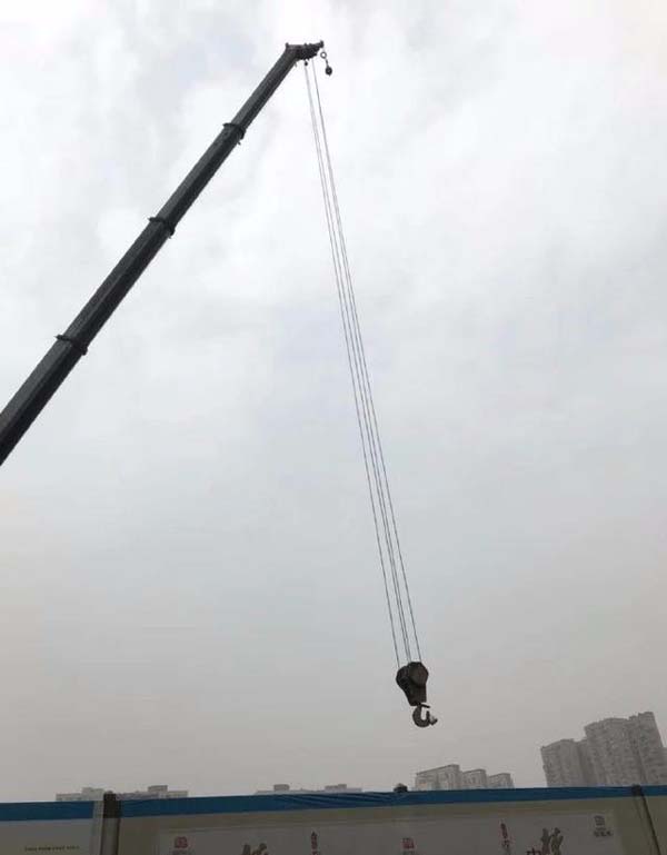 老板，你的外卖到了搞笑图吧gif搞笑图片