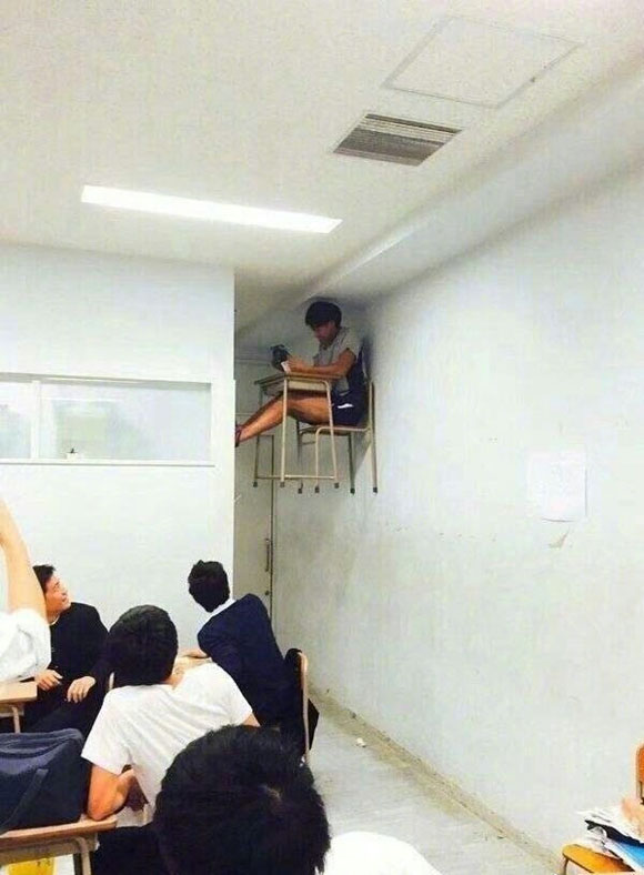 学霸的座位就是不一样搞笑图吧gif搞笑图片