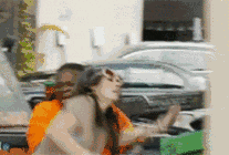 真的不要呀，就这样把老婆扔掉了搞笑图吧gif搞笑图片