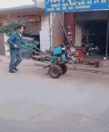 高手，这才是真正的高手，人车合一的高手搞笑图吧gif搞笑图片