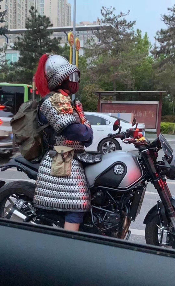 铠甲骑手......搞笑图吧gif搞笑图片