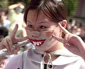 搞怪的口罩 出门你敢戴吗搞笑图吧gif搞笑图片