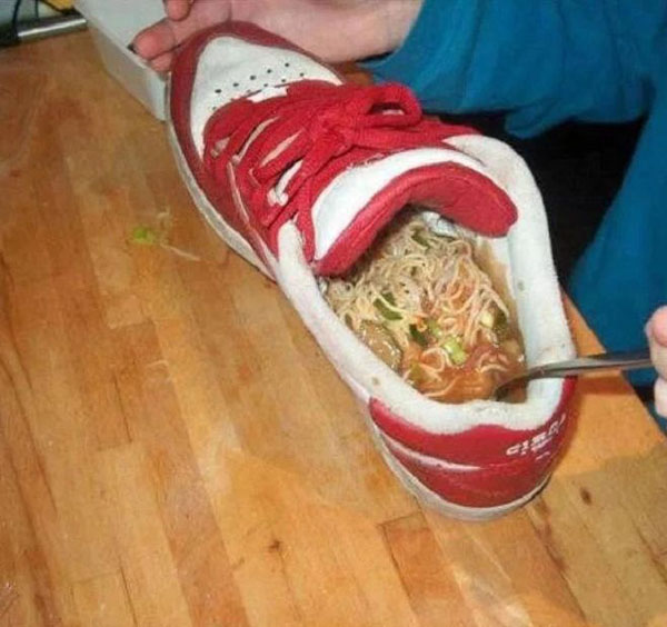 超级重口味泡面，就是要这个味搞笑图吧gif搞笑图片