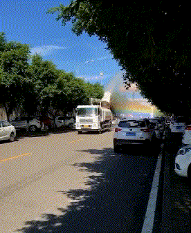 移动式彩虹车......搞笑图吧gif搞笑图片