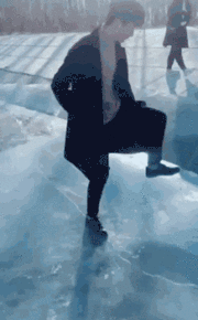 这样练劈叉感觉有点疼搞笑图吧gif搞笑图片