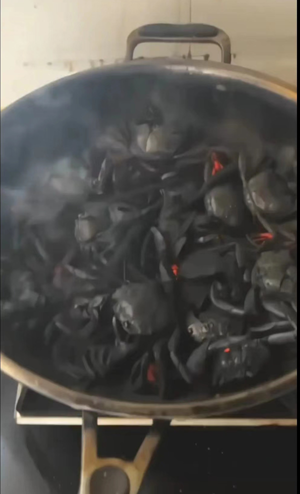 炭烧螃蟹......搞笑图吧gif搞笑图片