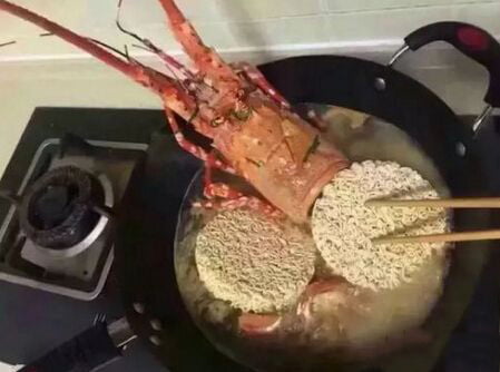 土豪哥的龙虾泡面搞笑图吧gif搞笑图片