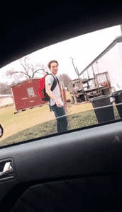 一只桶的回击，尴尬了吧搞笑图吧gif搞笑图片