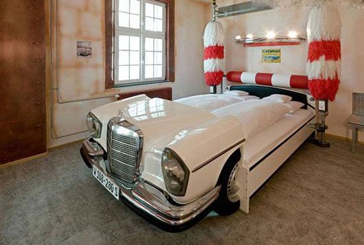 豪华轿车床搞笑图吧gif搞笑图片