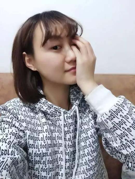 求大神帮我P件大红喜庆的衣裳[组图]搞笑图吧gif搞笑图片