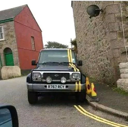 都通知了不要乱停车的，谁叫你乱停车搞笑图吧gif搞笑图片