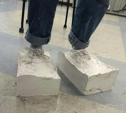 专业定制鞋，要不要来一双搞笑图吧gif搞笑图片