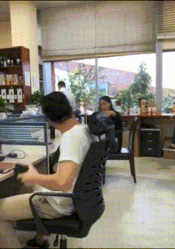 这座椅是什么情况搞笑图吧gif搞笑图片