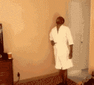 本来想做个很帅的动作 结果真疼搞笑图吧gif搞笑图片