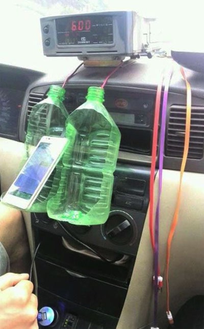 的哥自制车载手机支架搞笑图吧gif搞笑图片