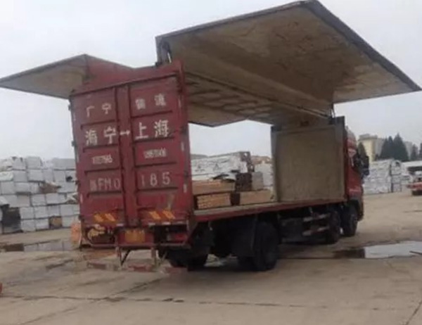 这货车是要起飞的节奏搞笑图吧gif搞笑图片