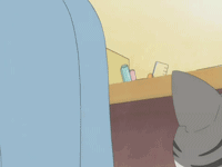 起司猫吓得爬到沙发上可爱趣图gif搞笑图片