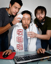 哎呦喂，三个好奇的男人可爱趣图gif搞笑图片