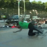 秀一下街舞倒立技术可爱趣图gif搞笑图片