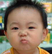 调皮的小孩可爱趣图gif搞笑图片