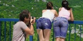 神一样的拍照姿势爆笑gif搞笑图片