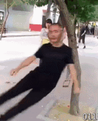 大爷终究是大爷，请受尔等一拜爆笑gif搞笑图片