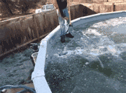 虽然我干的多还辛苦，但是我挣得少啊爆笑gif搞笑图片