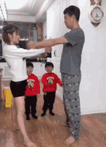 说好的秀恩爱呢爆笑gif搞笑图片