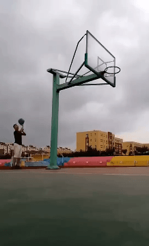 做梦梦到自己特别穷，醒来发现也不是梦爆笑gif搞笑图片