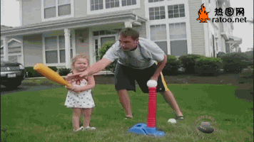 这爸爸可惨了爆笑gif搞笑图片