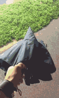 哈哈,我新买了一把伞。卧槽!爆笑gif搞笑图片