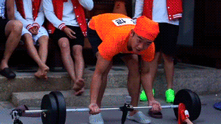 这段精彩的郑恺放屁，邓超的面条是认真的吗？爆笑gif搞笑图片